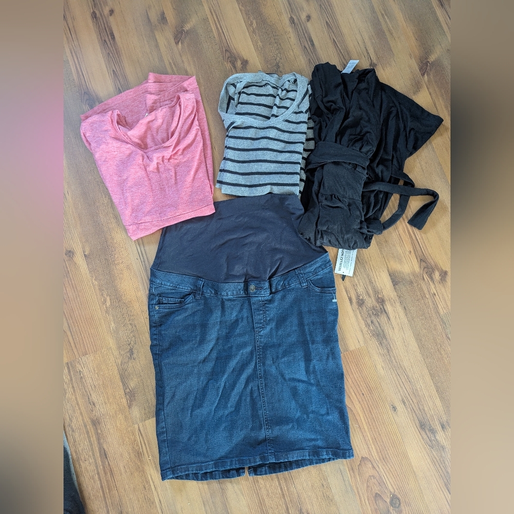 Lot Of 4 Maternity Clothes